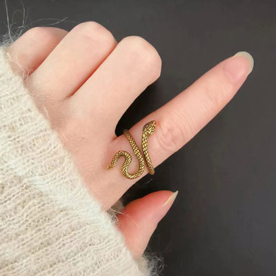Retro Thai Silver Winding Snake Shaped Ring