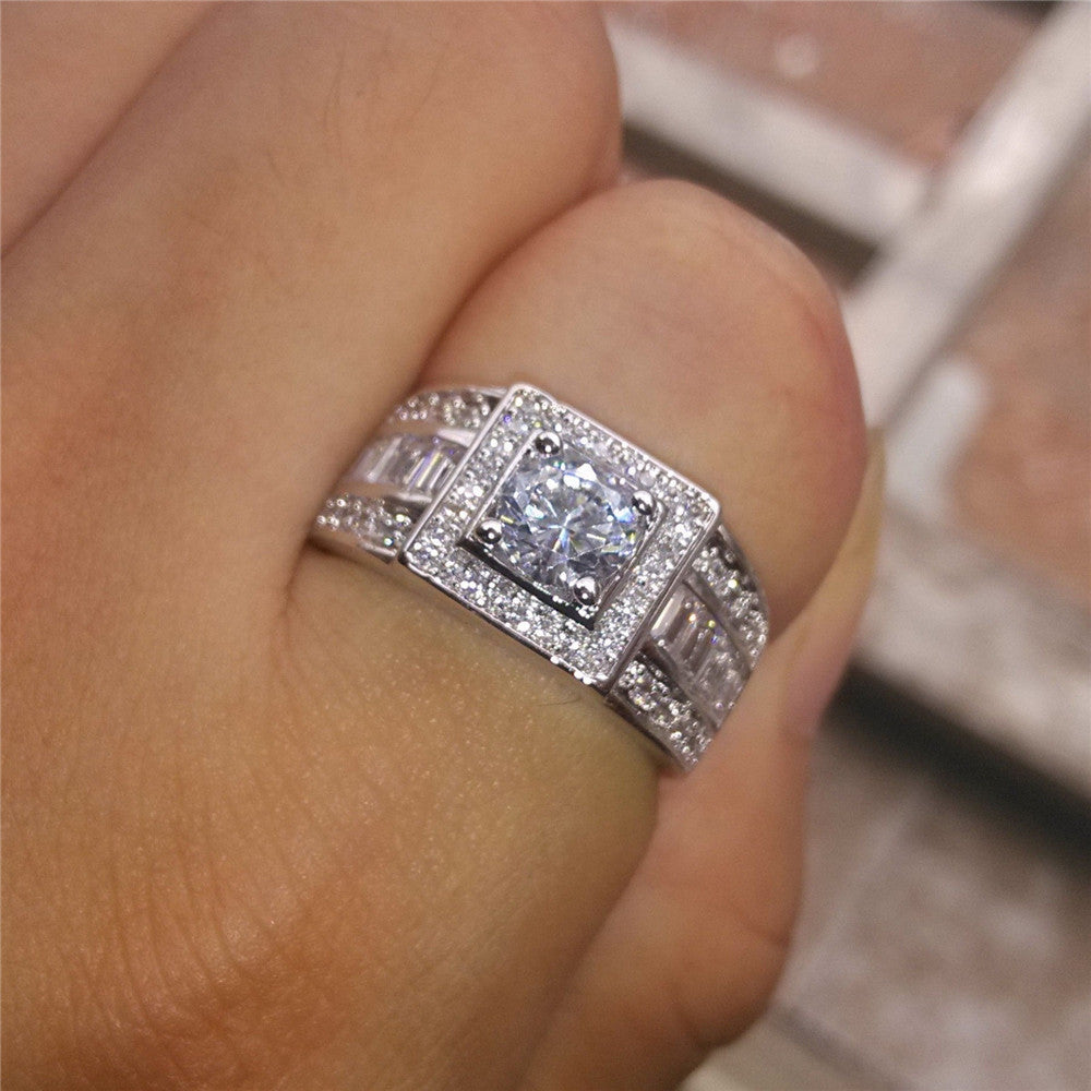 18K White Gold Wedding Ring
