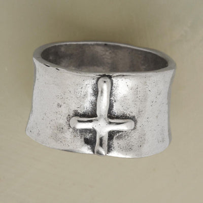 Wide Sided Retro Cross Ring