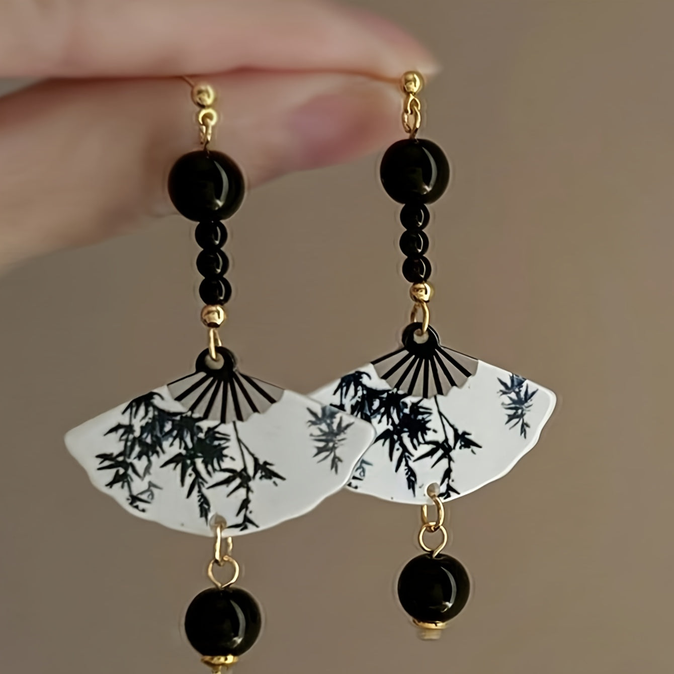 Retro Chinese Style Long Silvery Needle Ink Painting Fan Shaped Resin Earrings