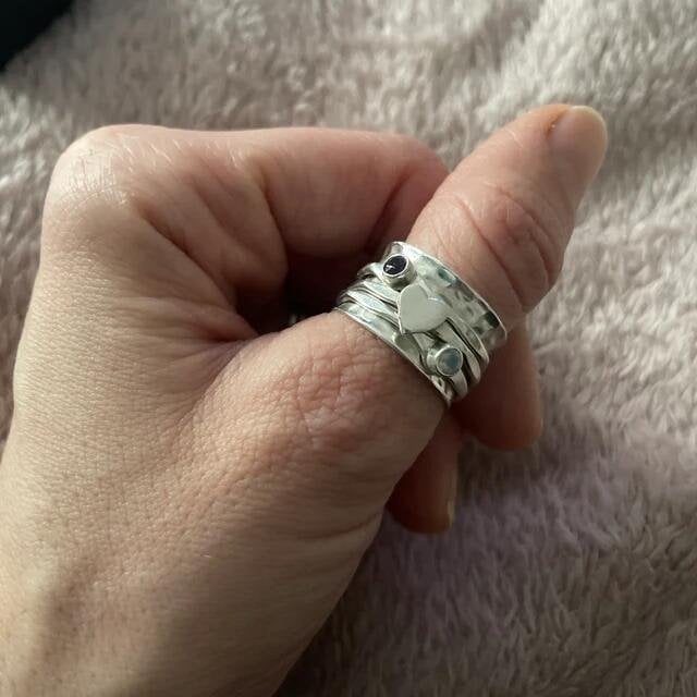 🔥Last Day 49% OFF🎁Spinner Heart Ring👩‍❤️‍👩''Sisters of my soul & Friends of my heart''💕