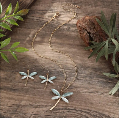 Colorful Dragonfly Earnail Necklace Set