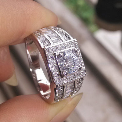 18K White Gold Wedding Ring