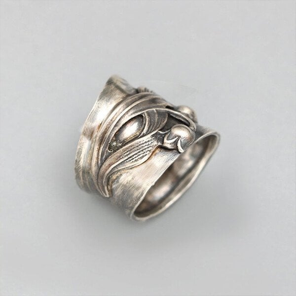 🔥Last Day 49% OFF🎁Lily Flower Ring
