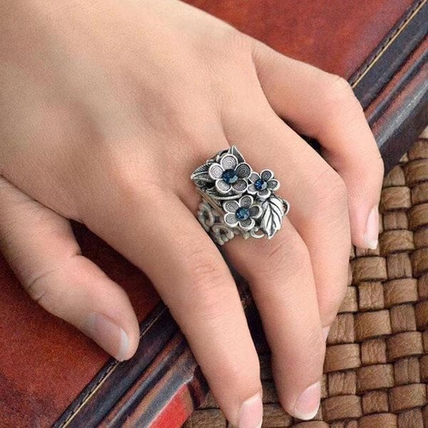 🔥🔥Last Day 49% OFF🎁Floral Sapphire Ring