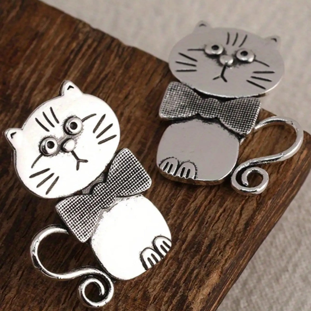 Vintage Bow Kitten Earrings