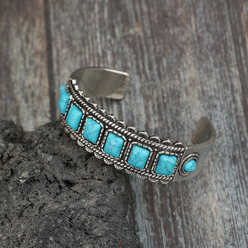 Turquoise lace opening bracelet
