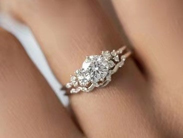 Simple Zircon Ring Set