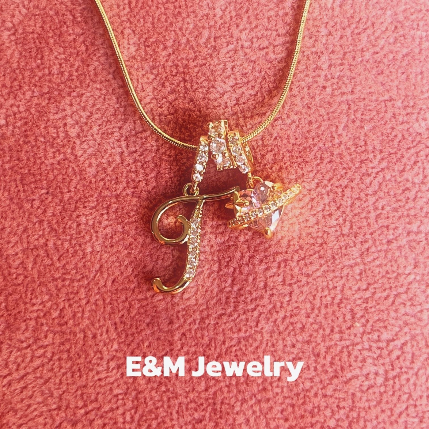 Personalized Custom 18K Gold Plated Alphabet Necklace, Artistic Design Name Necklace, Fashionable Exquisite Gift for Women and Girls