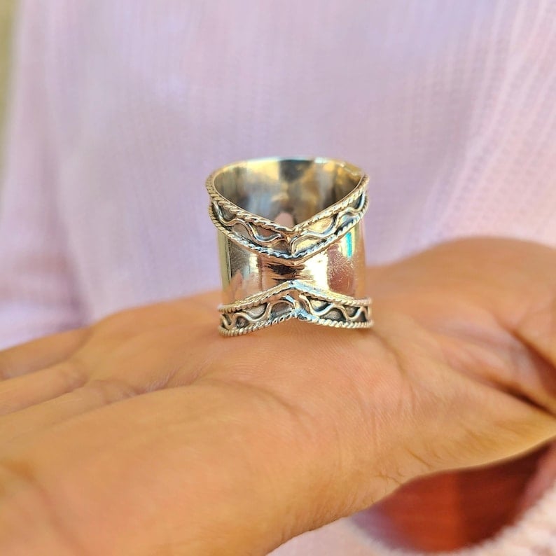 🔥Last Day 49% OFF🎁Bohemian Moonstone Wide Band Ring