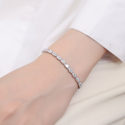 Inlaid Zircon Oval Bracelet