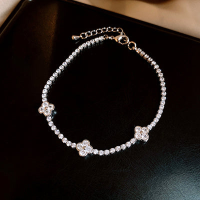 Zircon Three Flower Bracelet