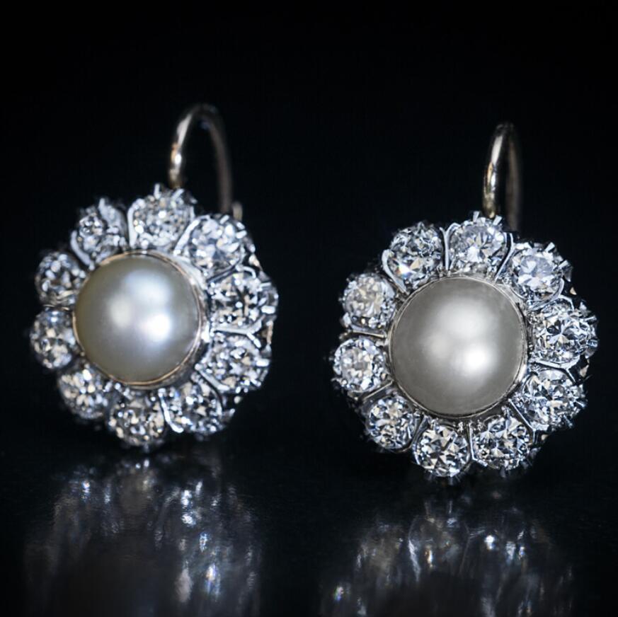 Flower Pearl Earrings