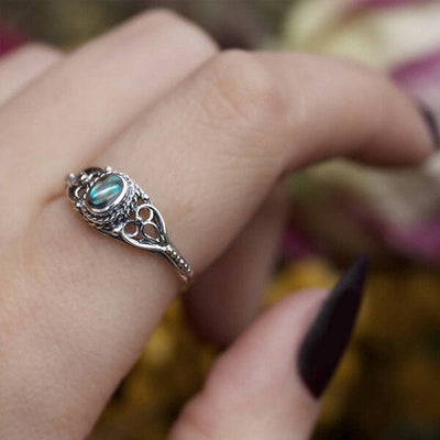 🔥🔥Last Day 49% OFF🎁Rainbow Shell Filigree Design Ring