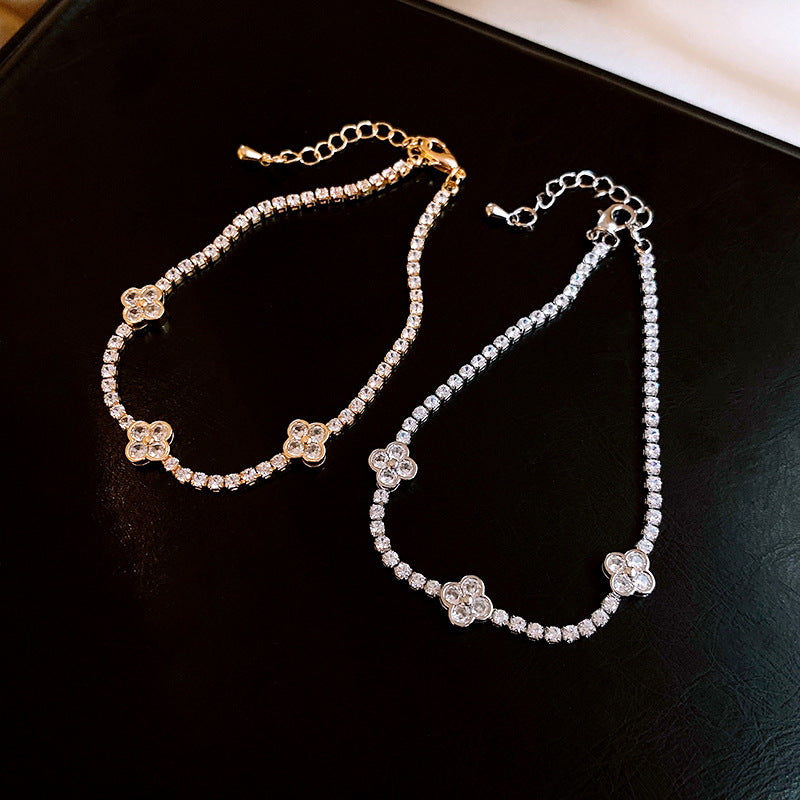 Zircon Three Flower Bracelet