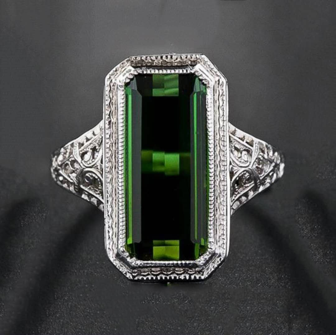 Square Minimalist Ring