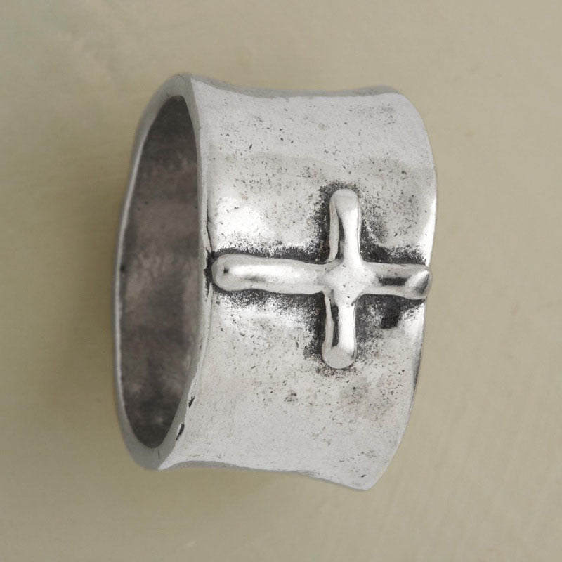 Wide Sided Retro Cross Ring