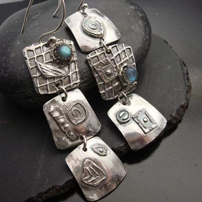 Clychau Hanesyddol Trwyddedol Geomatriaidd Carreg Carwio Cyffyrddig Metal yn Hongian