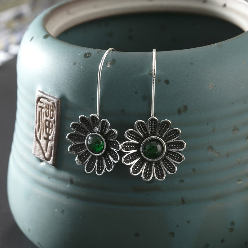 Blodyn Cynnar gyda Gwerthfawrogiadau Rhinestone Llwyd.