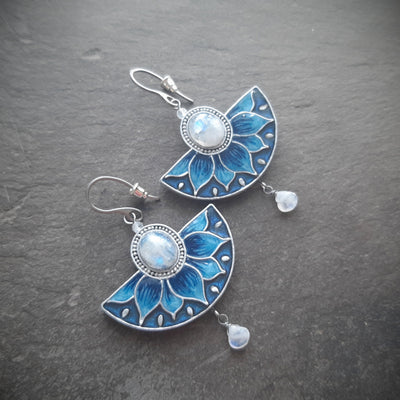 Blue Moonstone Lotus large fan-shaped Earrings