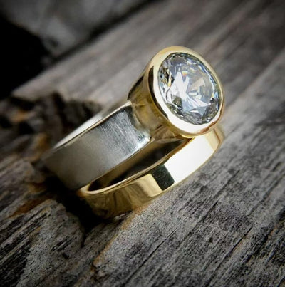 Wide Sided Dual Tone Zircon Inlaid Ring