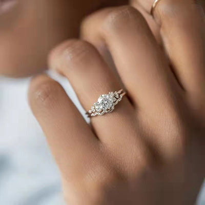 Simple Zircon Ring Set