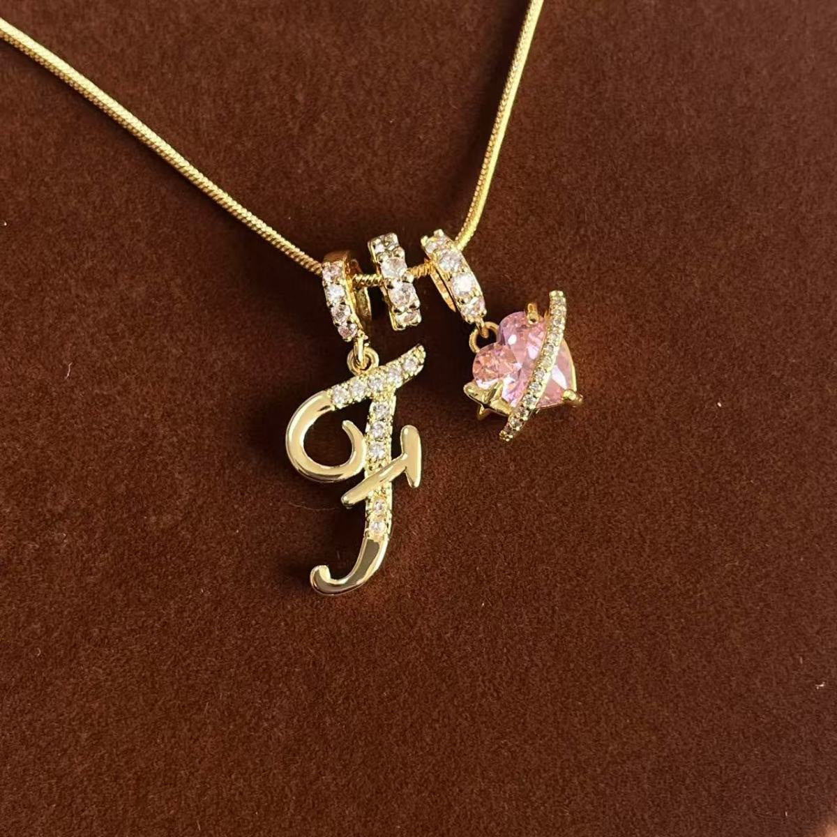 Personalized Custom 18K Gold Plated Alphabet Necklace, Artistic Design Name Necklace, Fashionable Exquisite Gift for Women and Girls