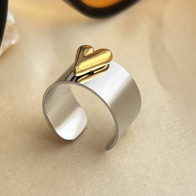 Retro Heart-shaped Open Ring