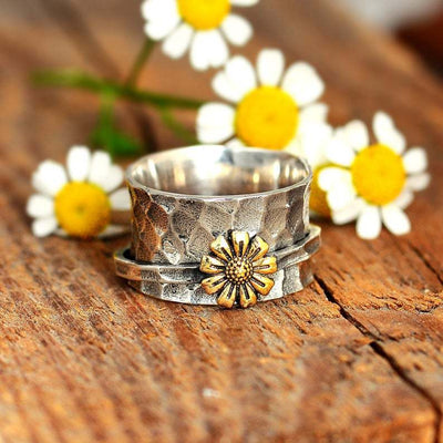 Daisy Color Separation Flower Ring