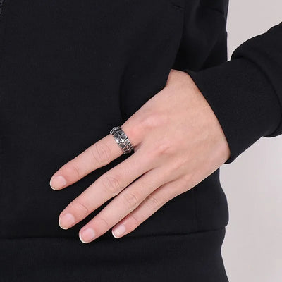 Vintage Dragon Scale Diamond Ring