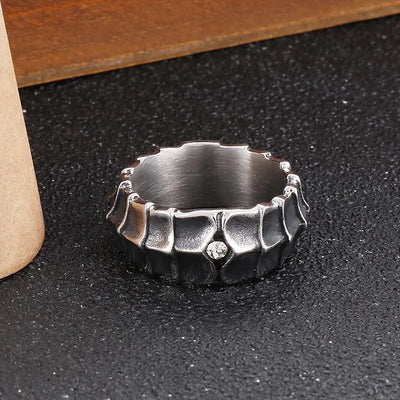 Vintage Dragon Scale Diamond Ring