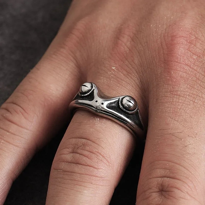 Vintage Simple  Sterling Silver Frog Ring