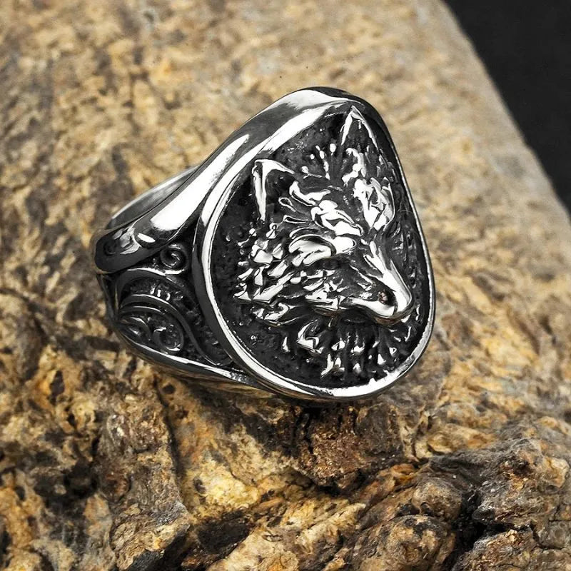 Vintage Viking Wolf  Sterling Silver Ring