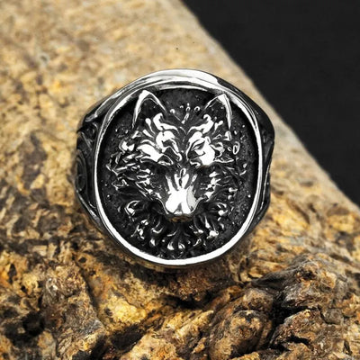 Vintage Viking Wolf  Sterling Silver Ring
