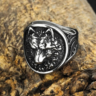 Vintage Viking Wolf  Sterling Silver Ring