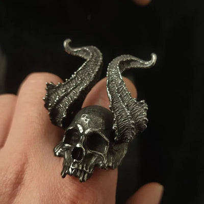 Punk Sheep Horns Skull Ring