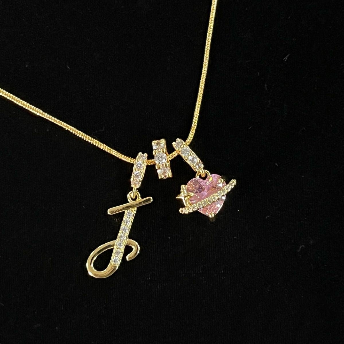 Personalized Custom 18K Gold Plated Alphabet Necklace, Artistic Design Name Necklace, Fashionable Exquisite Gift for Women and Girls