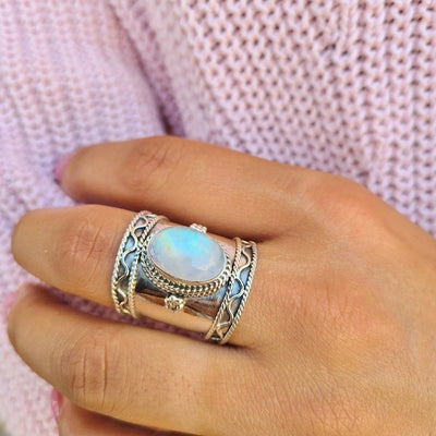 🔥Last Day 49% OFF🎁Bohemian Moonstone Wide Band Ring