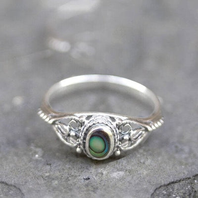 🔥🔥Last Day 49% OFF🎁Rainbow Shell Filigree Design Ring