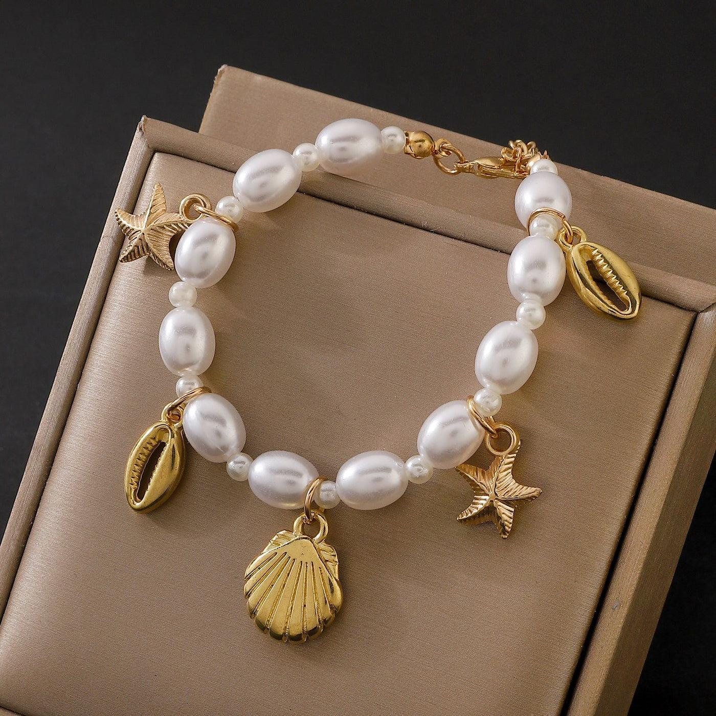 Irregular Pearl Bracelet