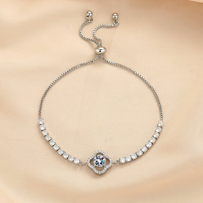 Hollow Lucky Clover Bracelet