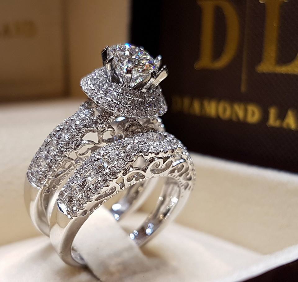 Hollowed-Out Carving Round Cut Simulated Diamond Ring