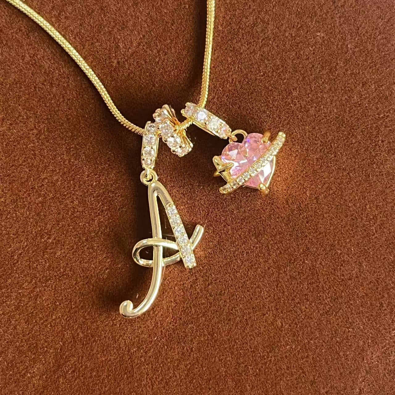 Personalized Custom 18K Gold Plated Alphabet Necklace, Artistic Design Name Necklace, Fashionable Exquisite Gift for Women and Girls