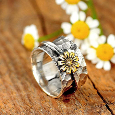 Daisy Color Separation Flower Ring
