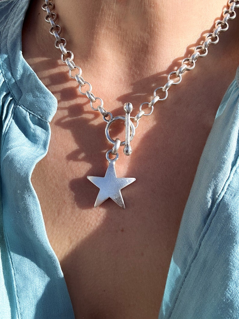 Vintage Star T Bar Chain Necklace