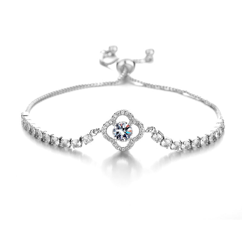 Hollow Lucky Clover Bracelet