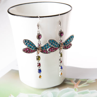 Clocs Gwehydd yr Iâr Hynafol Lliw Las gyda Strwythurau Rhinestone wedi'u Gwneud yn yr Wyneb.
