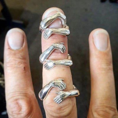 🎁2023-Christmas Hot Sale🎁🤩2023 New Couple Hug Ring💕