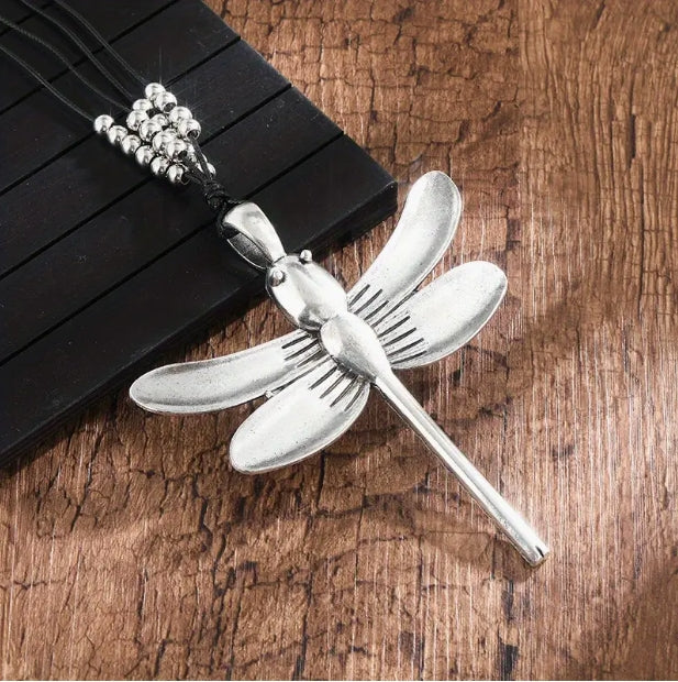 Retro Pearl Dragonfly Pendant Necklace