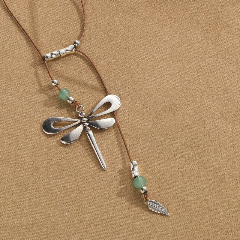 Mecseneg Gwyllt Hanesyddol Stil Dragonfly Penddelw Metel Cerdyn Gwlan.